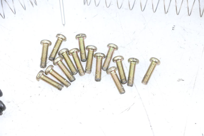 photo de CARBURETOR KAWASAKI ZR 7 750 (1999 - 2001) - High-resolution close-up