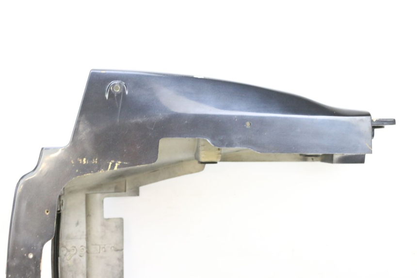 photo de REAR PANEL KAWASAKI GPZ RX 1000 (1986 - 1988) - Surface and material condition