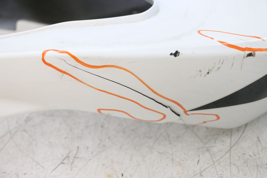 photo de REAR PANEL SUZUKI GSXR GSX-R 1000 (2003 - 2004) - High-resolution close-up