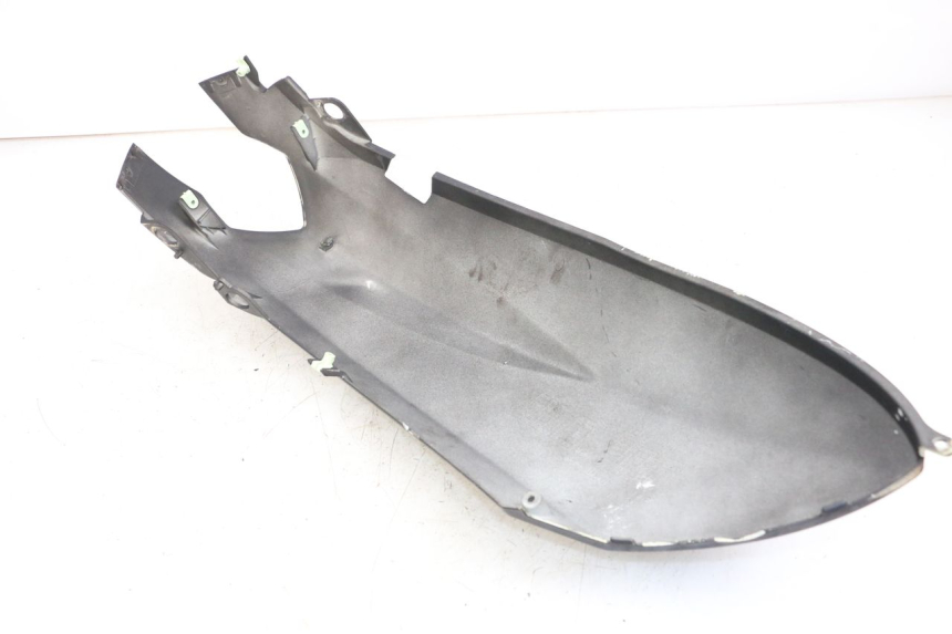 photo de REAR FAIRING PEUGEOT KISBEE 2T 50 (2018 - 2022)