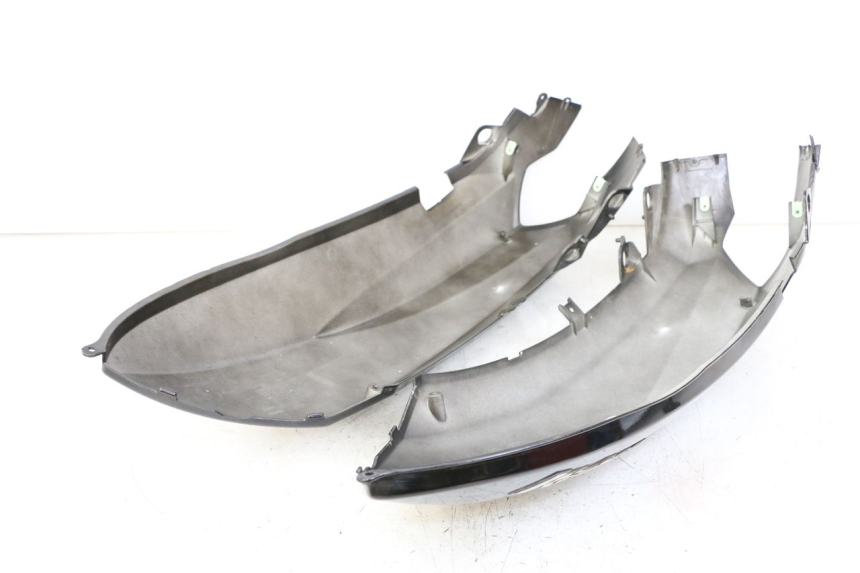 photo de REAR FAIRING PEUGEOT KISBEE 4T 50 (2018 - 2022)