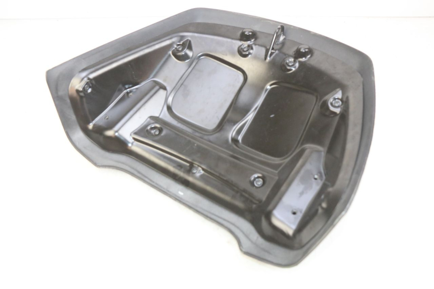 photo de REAR FAIRING PIAGGIO XEVO - X EVO 125 (2007 - 2016)
