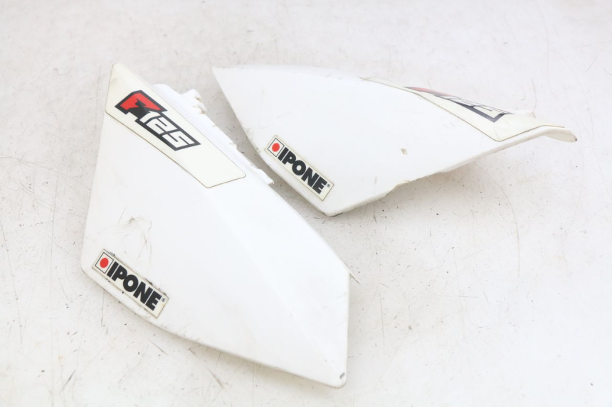photo de REAR FAIRING YCF R-START 125