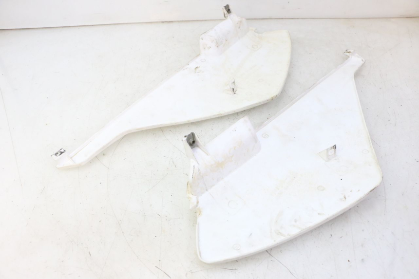 photo de REAR PANEL DERBI SENDA SM DRD 50 (2008 - 2013)