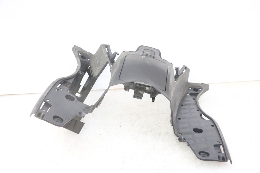 photo de FUEL TANK PANEL SUZUKI BURGMAN 125 (2007 - 2014)
