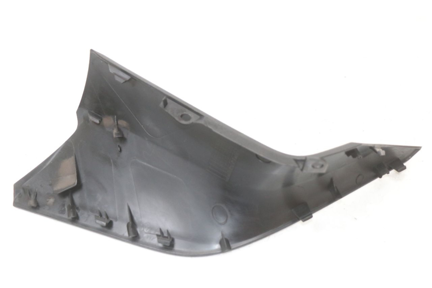 photo de RIGHT FUEL TANK PANEL YAMAHA XMAX X-MAX ABS 125 (2017 - 2020)