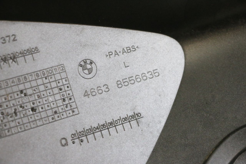 photo de LEFT FUEL TANK PANEL BMW R GS 1250 (2021 - 2024) - Zoom on usage condition