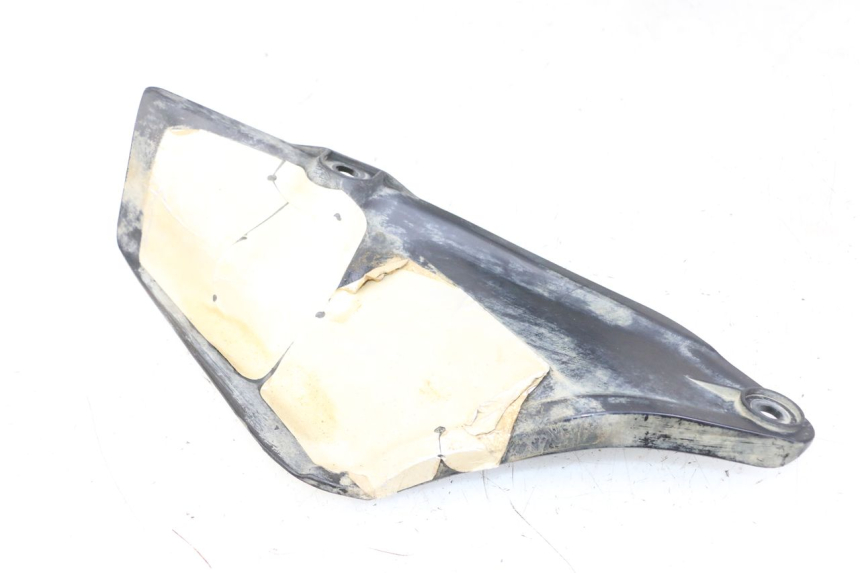 photo de LEFT FUEL TANK PANEL YAMAHA YFM GRIZZLY 550 (2008 - 2015)