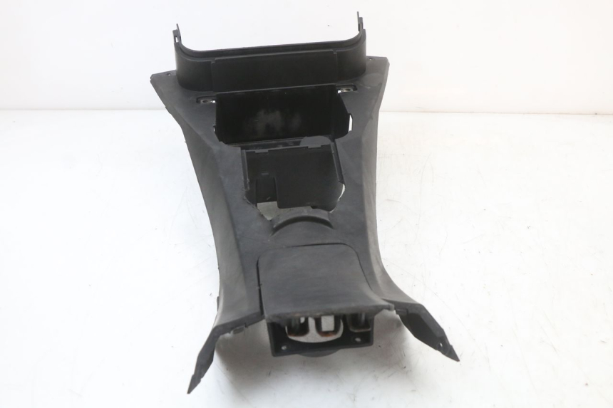 photo de FUEL TANK PANEL LONGJIA EASY MAX 125 (2020 - 2024)
