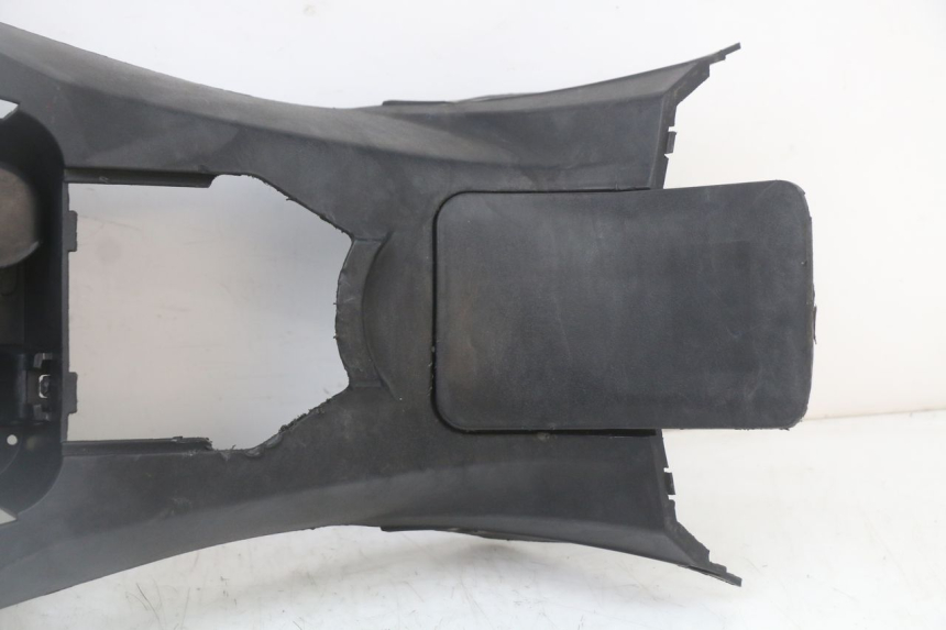 photo de FUEL TANK PANEL LONGJIA EASY MAX 125 (2020 - 2024)
