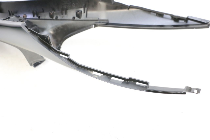 photo de FUEL TANK PANEL PIAGGIO MP3 HPE 350 (2018 - 2020) - Zoom on usage condition