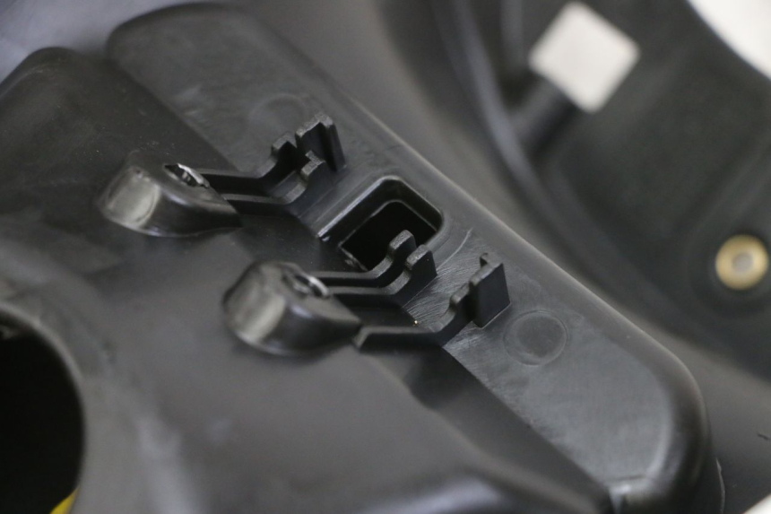 photo de FUEL TANK PANEL PIAGGIO MP3 LT 300 (2010 - 2016)
