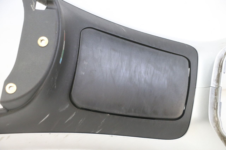 photo de FUEL TANK PANEL PIAGGIO MP3 LT 300 (2010 - 2016)
