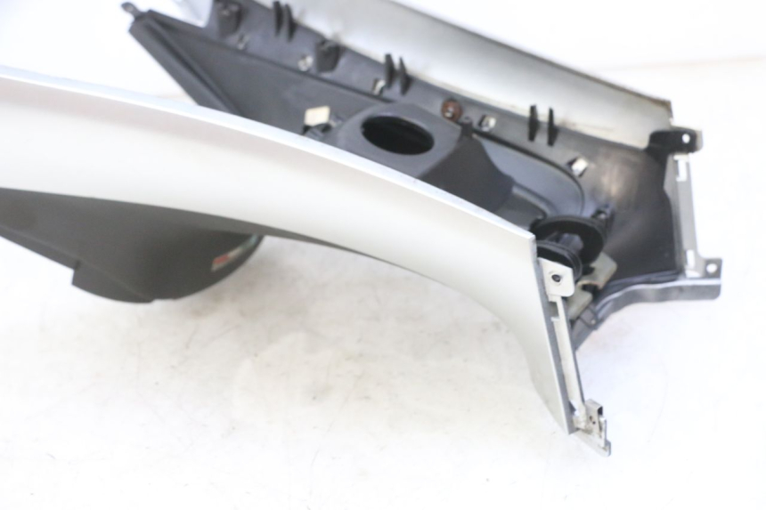 photo de FUEL TANK PANEL PIAGGIO MP3 LT 300 (2010 - 2016)