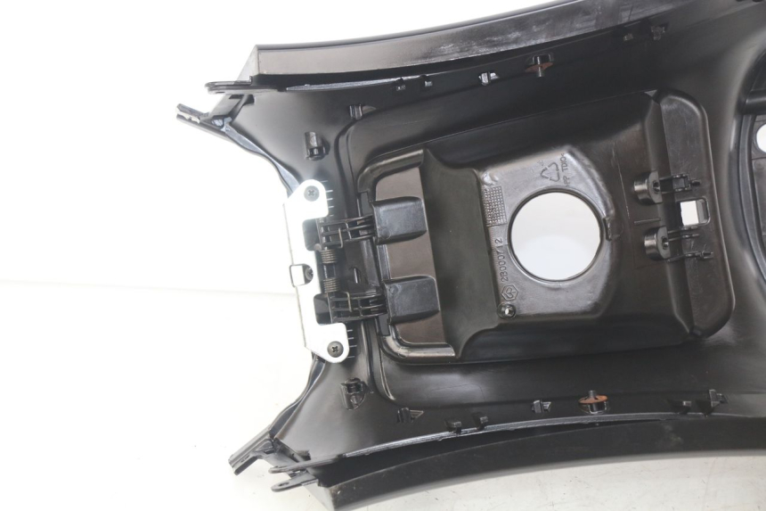 photo de FAIRING TANK PIAGGIO MP3 500 (2014 - 2016)