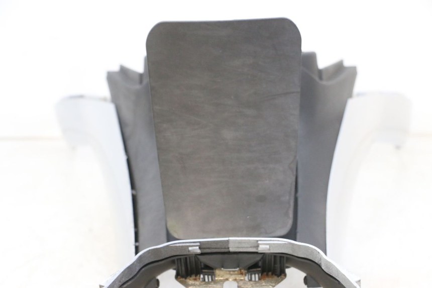 photo de FAIRING TANK PIAGGIO MP3 RL 250 (2007 - 2010) - Supplementary product photo