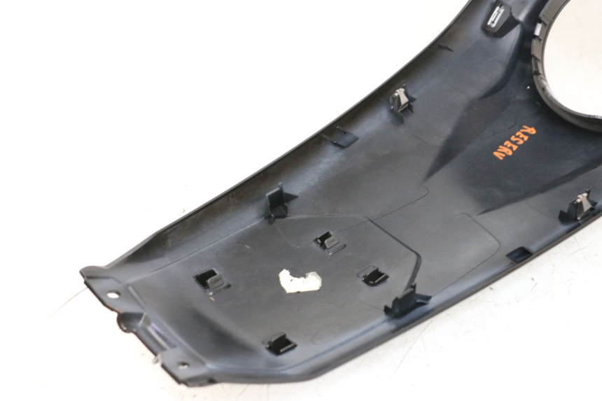 photo de FUEL TANK PANEL BMW R GS 1250 (2021 - 2024) - Fixing points details