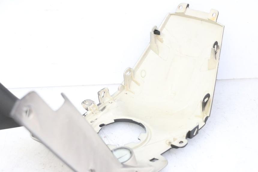 photo de FUEL TANK PANEL MAG POWER R-STREET 50 (2016 - 2025)