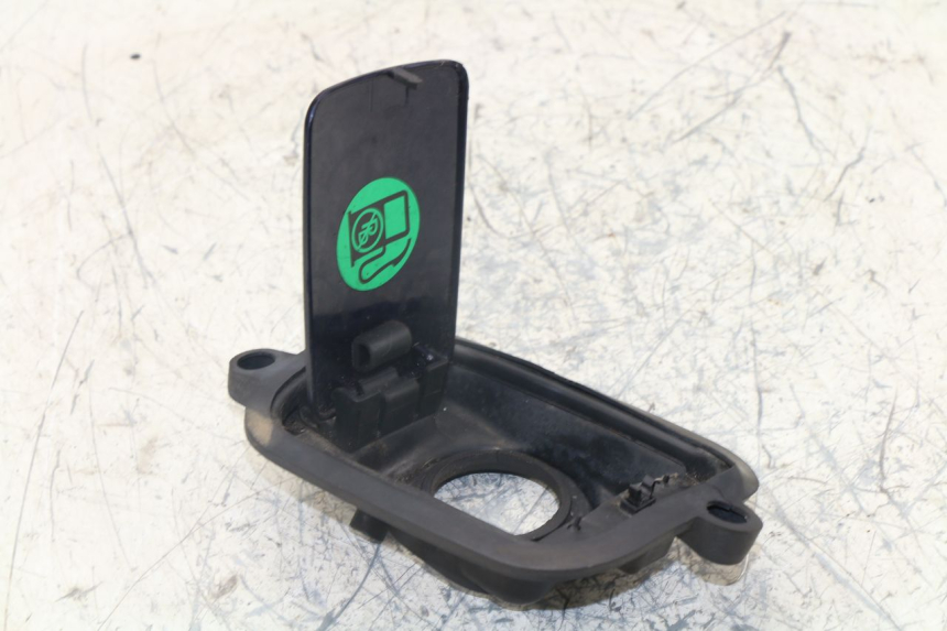 photo de FUEL TANK PANEL YAMAHA YP MAJESTY 125 (1998 - 2001)