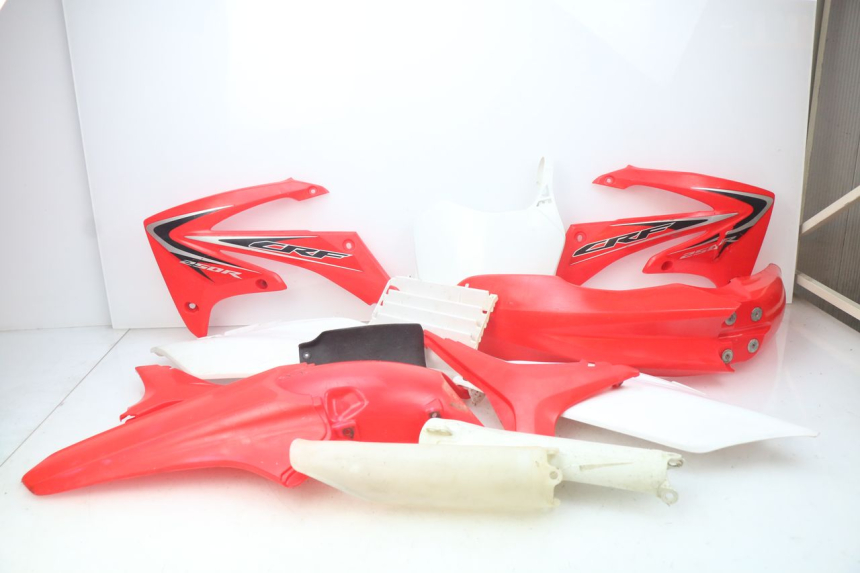 photo de COMPLETE FAIRING BODY KIT HONDA CRF 250 (2013 - 2016)