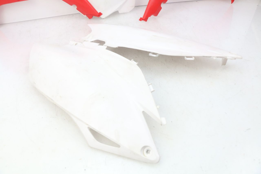 photo de COMPLETE FAIRING BODYWORK HONDA CRF 250 (2010 - 2013)