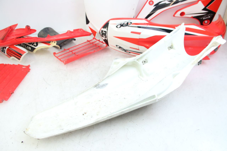 photo de COMPLETE FAIRING BODYWORK HONDA CRF 250 (2010 - 2013)
