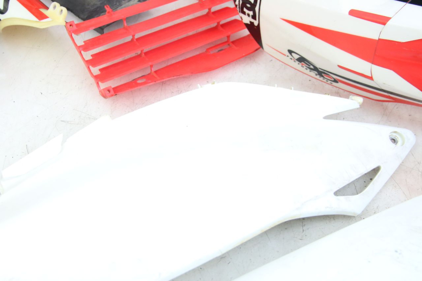 photo de COMPLETE FAIRING BODYWORK HONDA CRF 250 (2010 - 2013)
