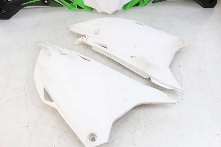 photo de COMPLETE FAIRING KAWASAKI KX 85 (2014 - 2021)