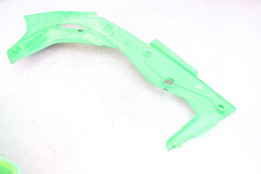 photo de COMPLETE FAIRING KAWASAKI KXF KX-F 250 (2017 - 2019) - Distinctive features