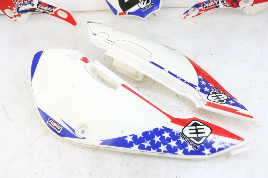 photo de COMPLETE FAIRING RSR DIRT BIKE 150