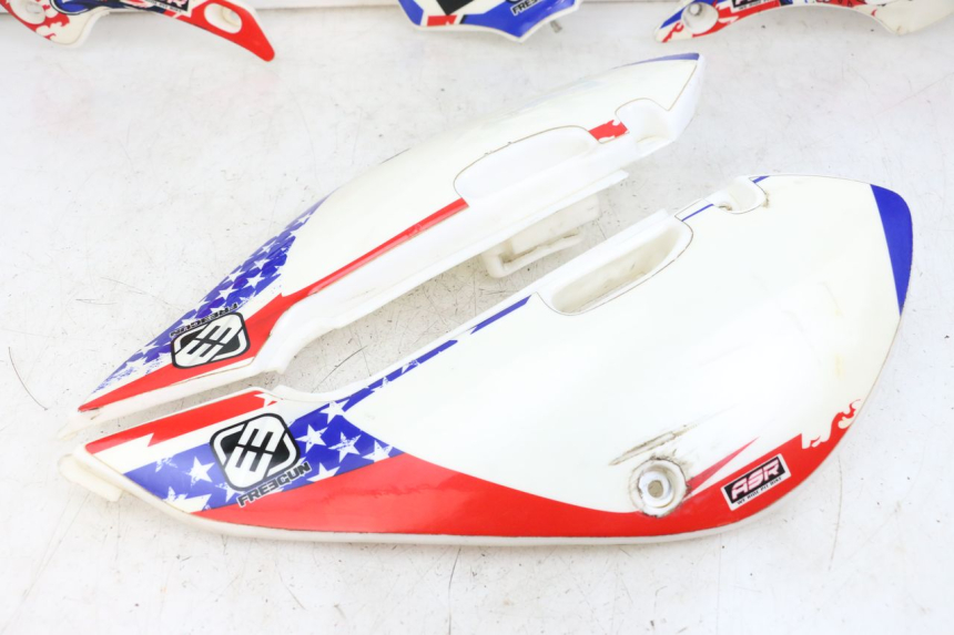 photo de COMPLETE FAIRING RSR DIRT BIKE 150