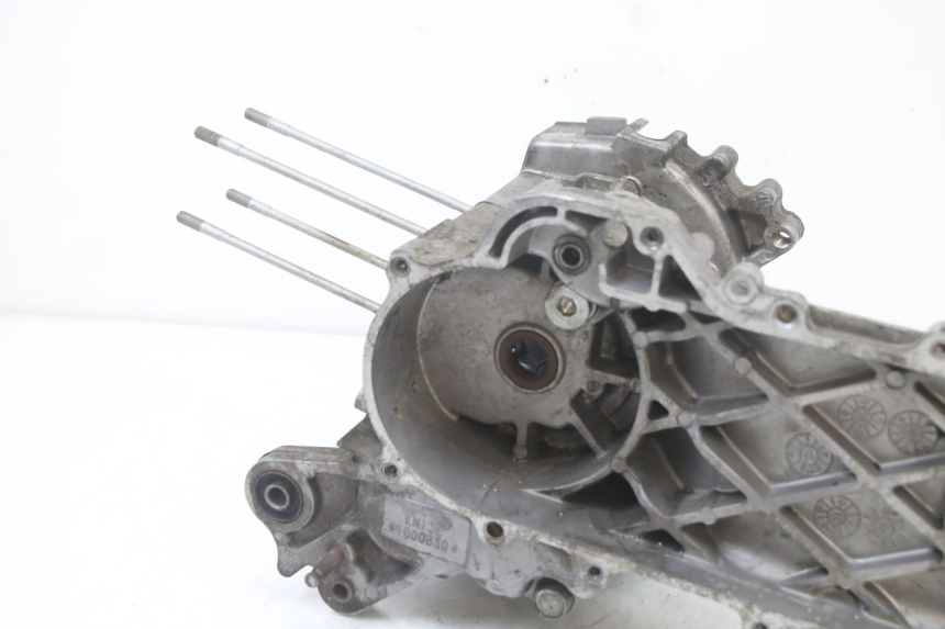 photo de ENGINE LOWER CRANKCASE KYMCO AGILITY 4T 50 (2018 - 2022)