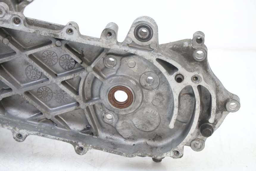 photo de ENGINE LOWER CRANKCASE KYMCO AGILITY 4T 50 (2018 - 2022)