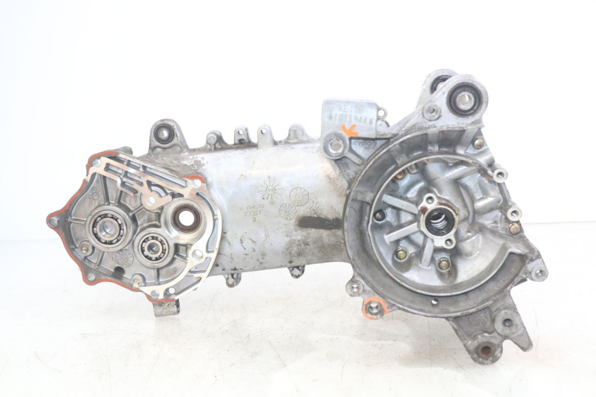 photo de ENGINE BOTTOM CASE KYMCO AGILITY NAKED RENOUVO 2T 50 (2011 - 2018)