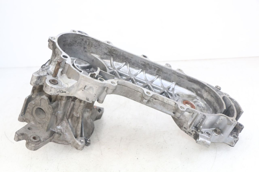 photo de ENGINE BOTTOM CASE KYMCO AGILITY NAKED RENOUVO 2T 50 (2011 - 2018)