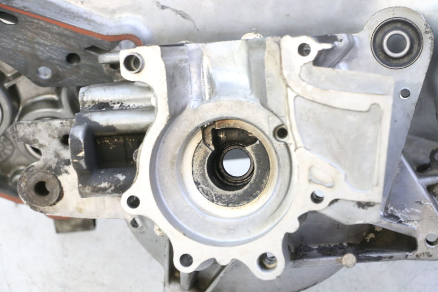 photo de ENGINE BOTTOM CASE KYMCO AGILITY NAKED RENOUVO 2T 50 (2011 - 2018)