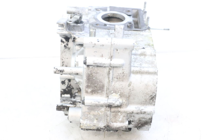 photo de Engine bottom case HYOSUNG GV AQUILA 125 (2000 - 2004)