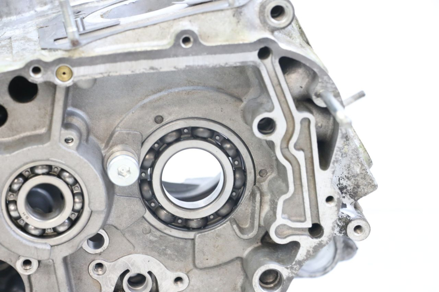 photo de Engine bottom case HYOSUNG GV AQUILA 125 (2000 - 2004)