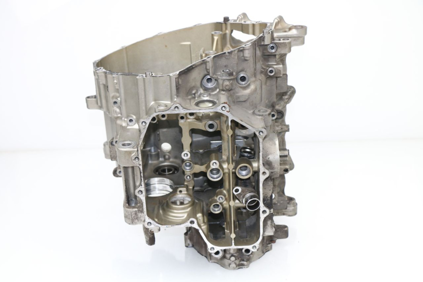 photo de ENGINE CRANKCASE HONDA CBF N 600 (2008 - 2010)