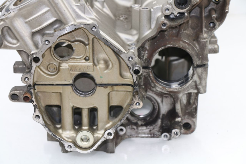 photo de ENGINE CRANKCASE HONDA CBF N 600 (2008 - 2010)