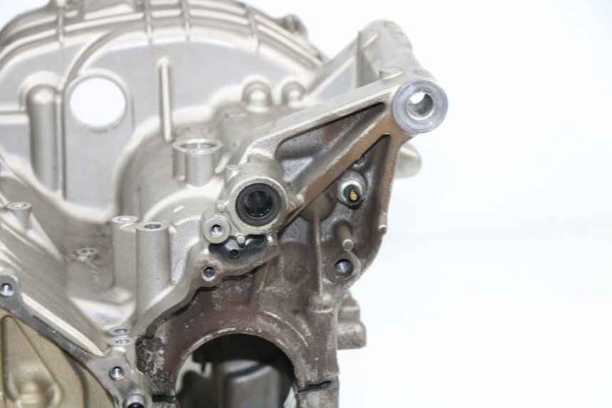 photo de ENGINE CRANKCASE HONDA CBF N 600 (2008 - 2010)