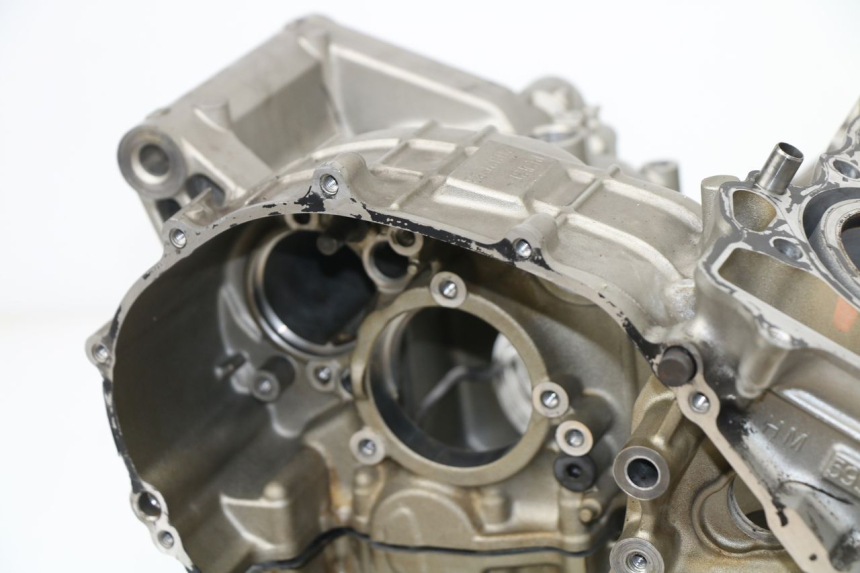 photo de ENGINE CRANKCASE HONDA CBF N 600 (2008 - 2010)