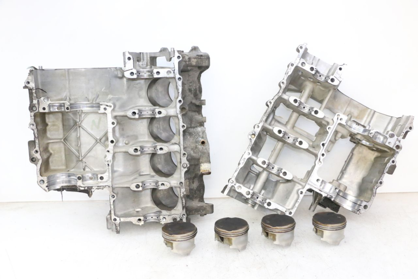 photo de ENGINE CRANKCASE HONDA CBR RR FIREBLADE 900 (1992 - 1994)