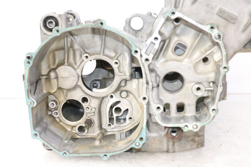 photo de ENGINE CRANKCASE HONDA CBR RR FIREBLADE 900 (1992 - 1994)