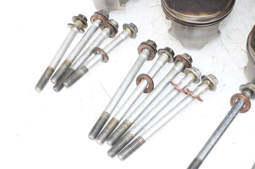 photo de ENGINE CRANKCASE HONDA CBR RR FIREBLADE 900 (1992 - 1994)