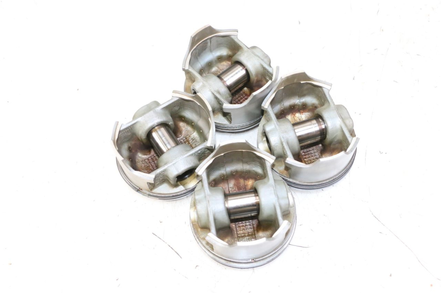 photo de ENGINE CRANKCASE HONDA CBR RR FIREBLADE 900 (1992 - 1994)