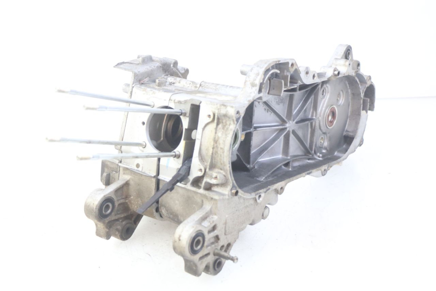 photo de ENGINE LOWER CASING MASH CITY 4T 50 (2018 - 2020)