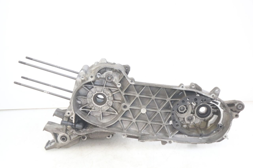 photo de ENGINE LOWER CASING PEUGEOT CITYSTAR 125 (2011 - 2017)
