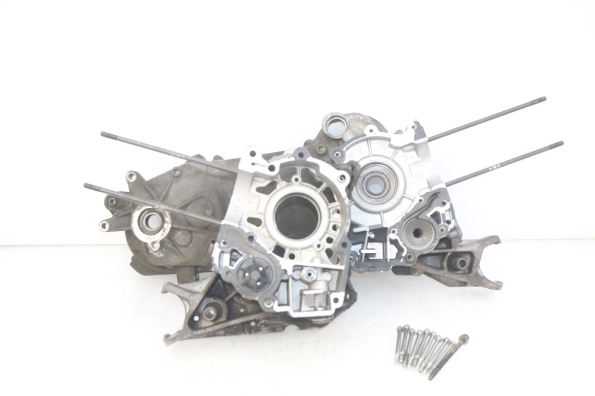 photo de ENGINE LOWER CASING PEUGEOT CITYSTAR 125 (2011 - 2017)
