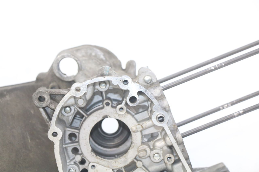 photo de ENGINE LOWER CASING PEUGEOT CITYSTAR 125 (2011 - 2017)